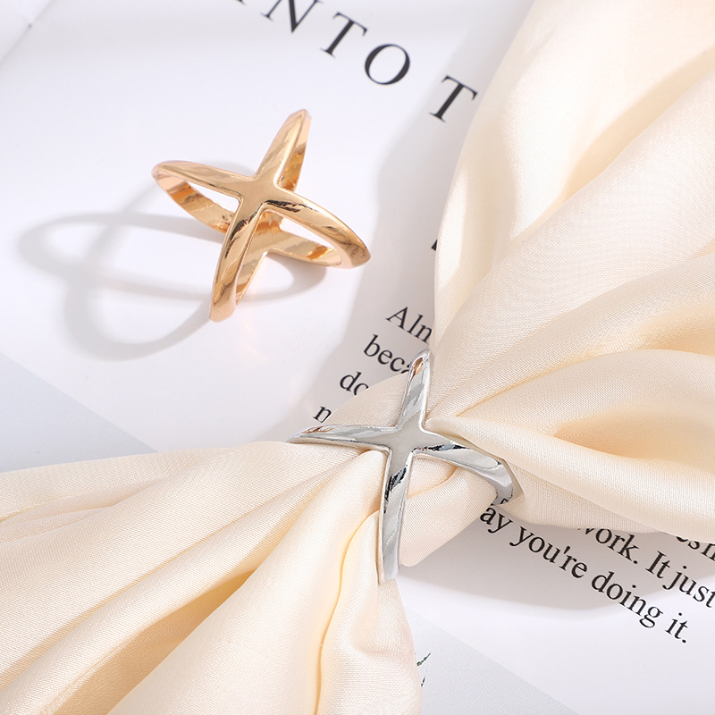 X-Shaped Scarf Clips - Elegant - Candle X review and price